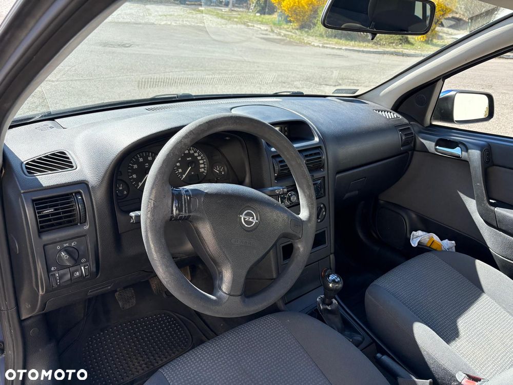 Opel Astra 1.4 - 6