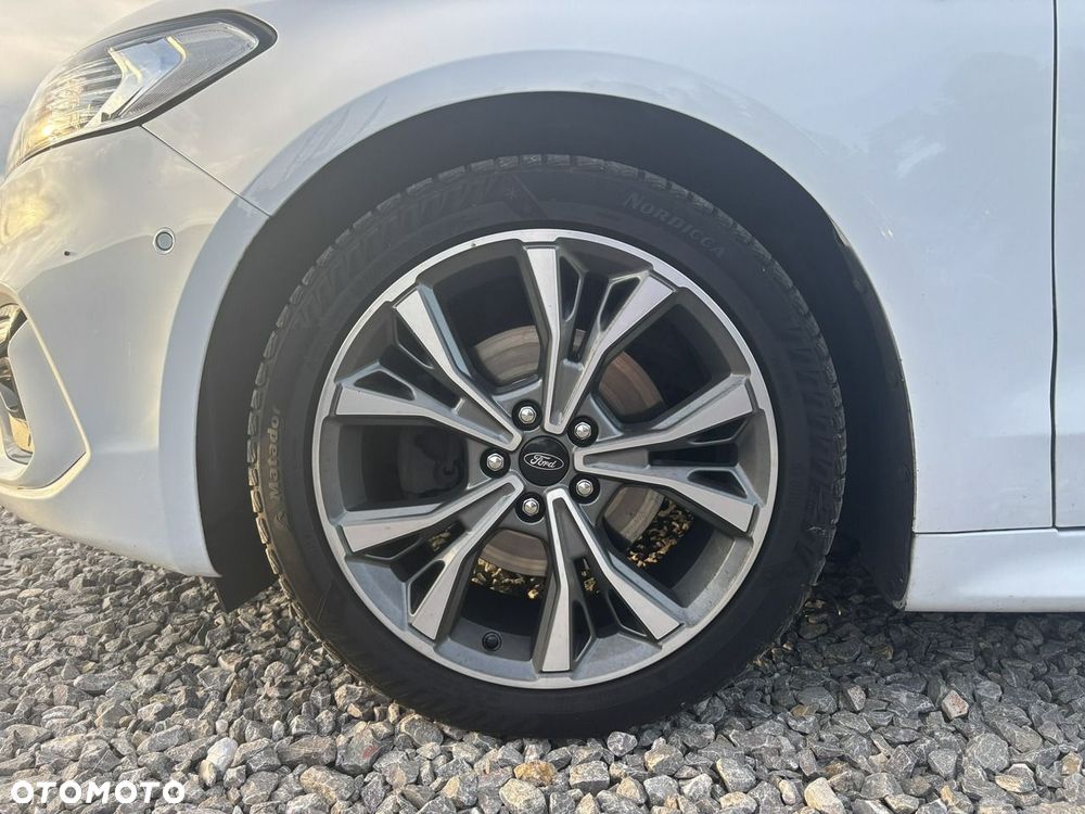 Ford Mondeo - 17