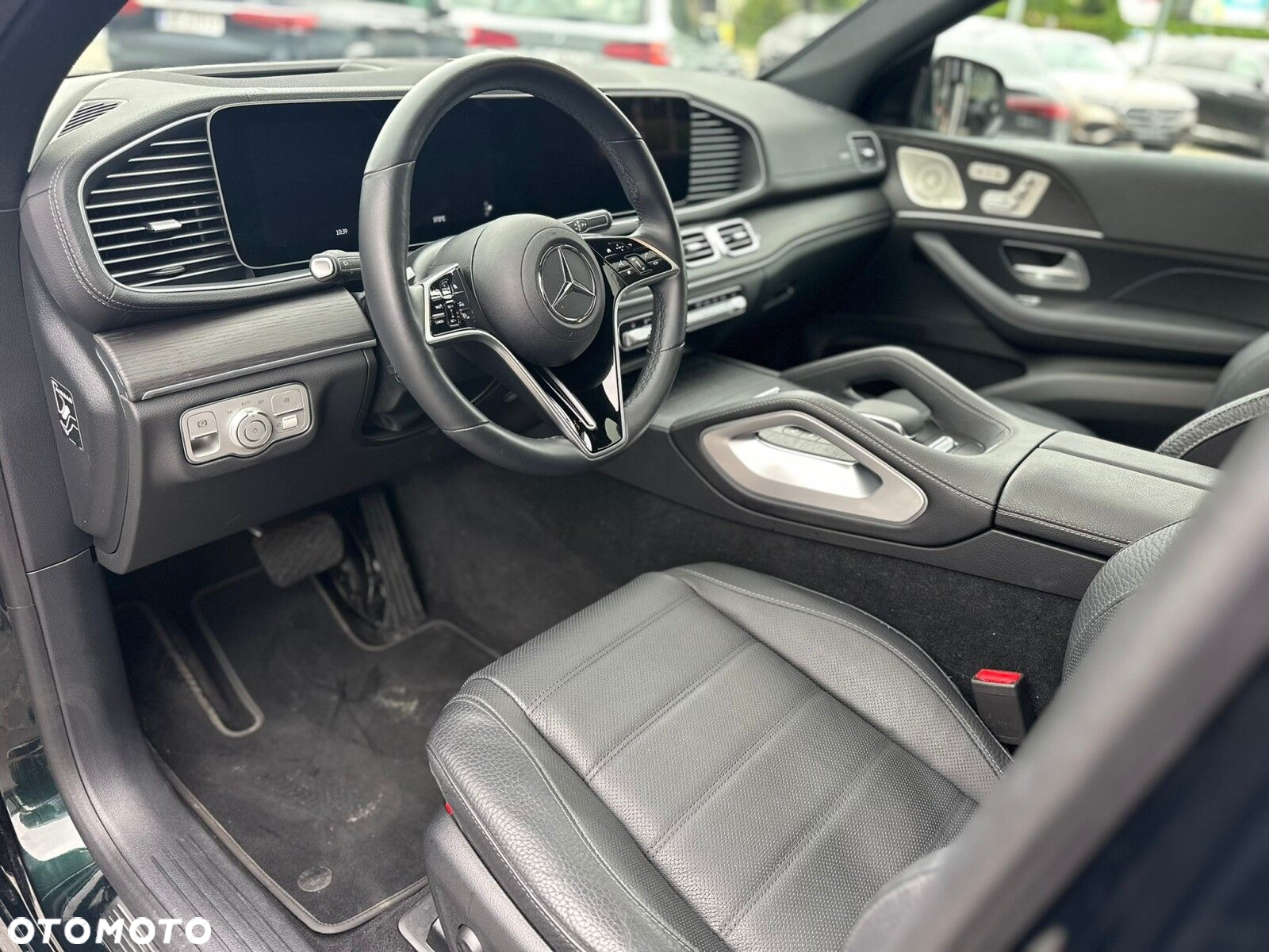 Mercedes-Benz GLE - 11