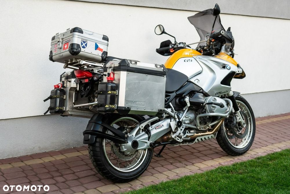 BMW R - 8
