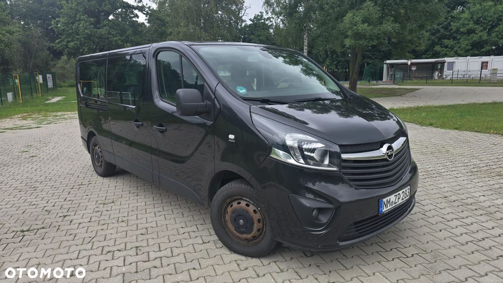 Opel Vivaro 2017 photo 2