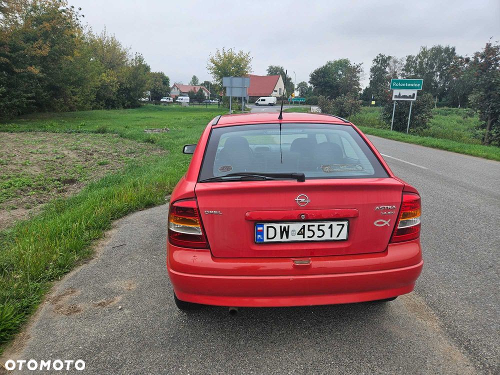 Opel Astra - 4
