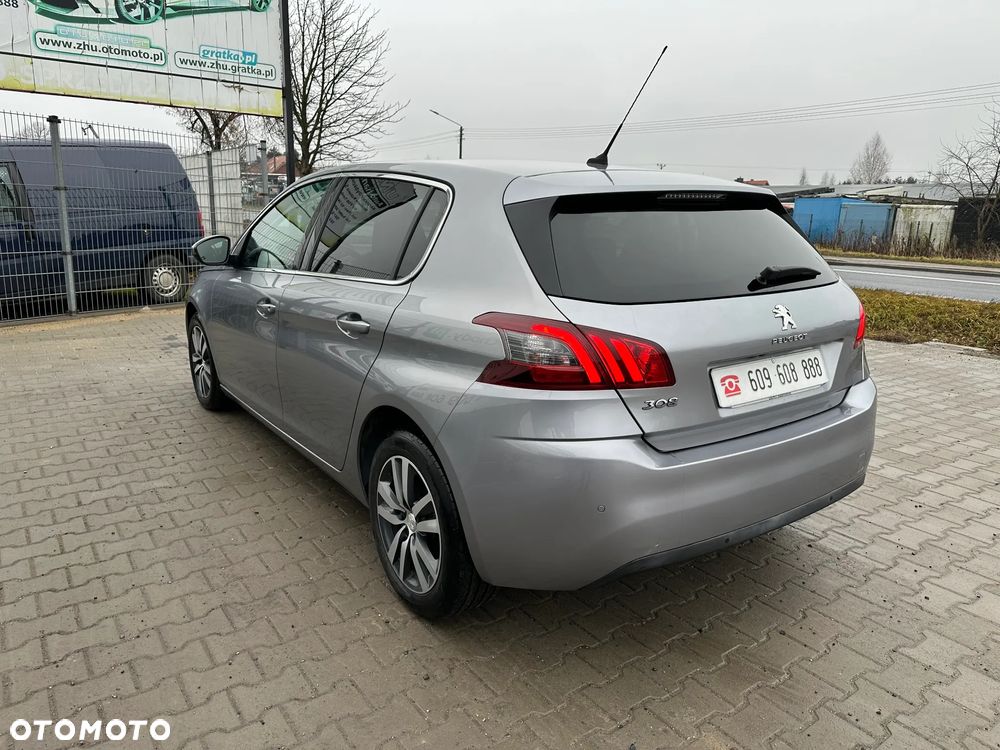 Peugeot 308 - 5