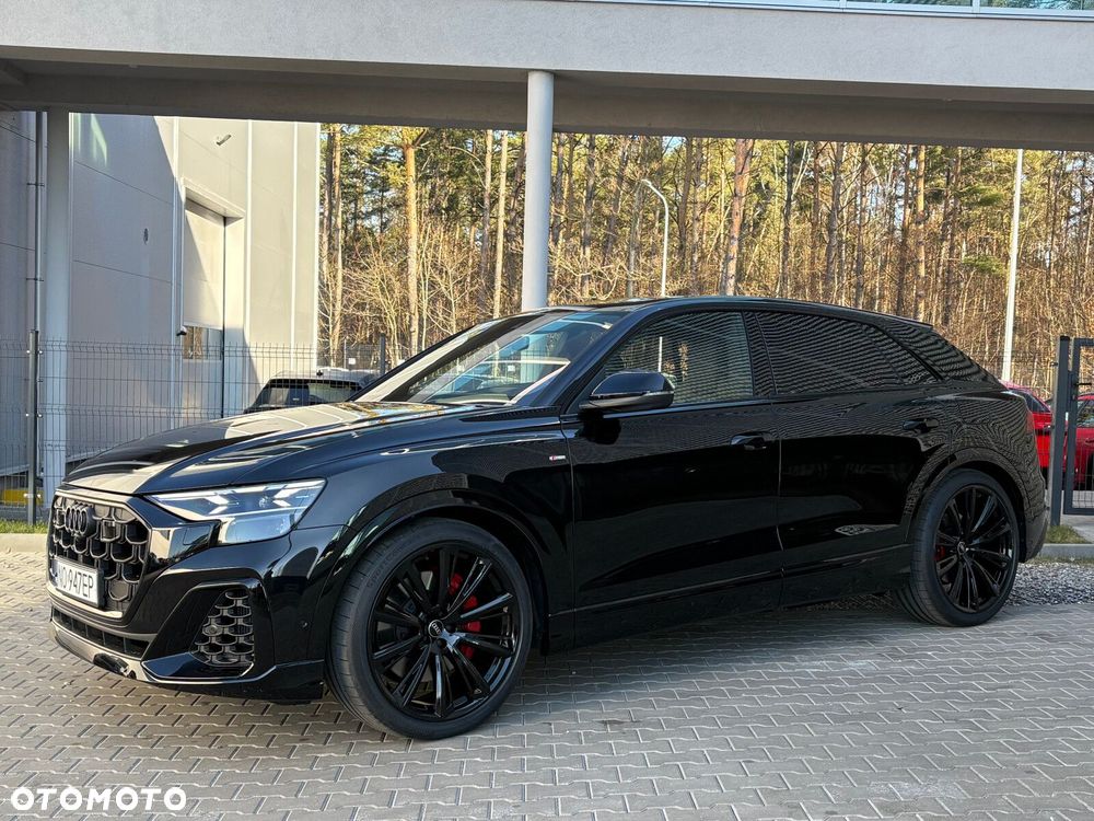 Audi Q8 - 1
