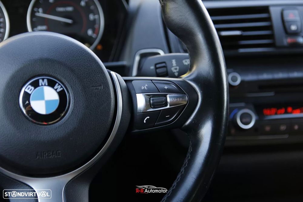 BMW 118 dA Line Sport - 21