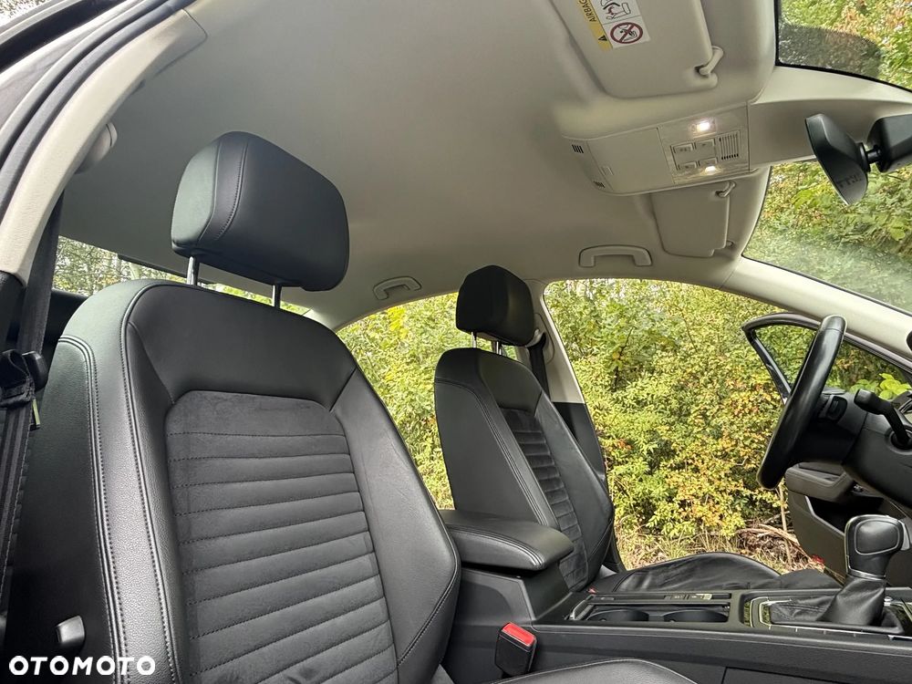 Volkswagen Passat 1.8 TSI BMT Highline DSG - 18
