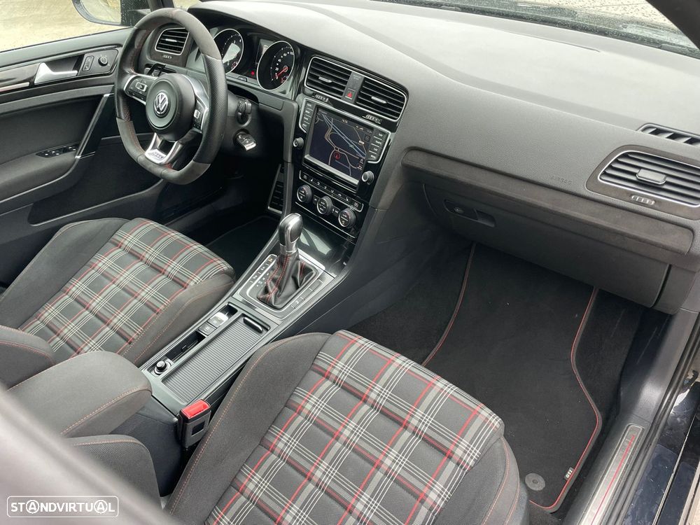 VW Golf 2.0 TSi GTi DSG Performance - 46