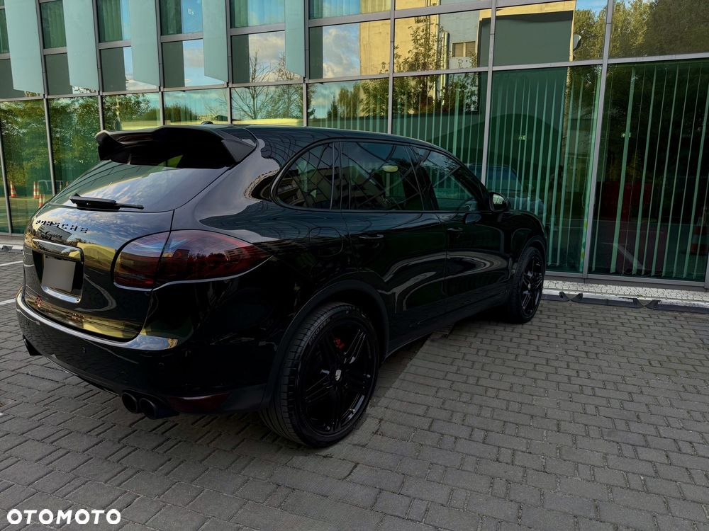 Porsche Cayenne Tiptronic S - 16