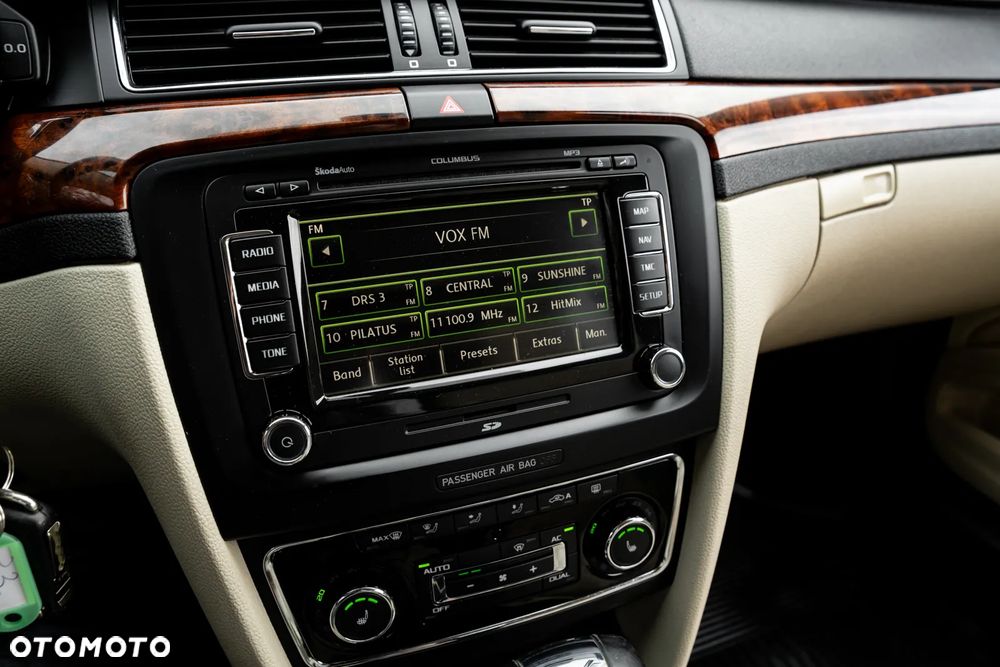 Skoda Superb 3.6 V6 4x4 DSG Elegance - 36