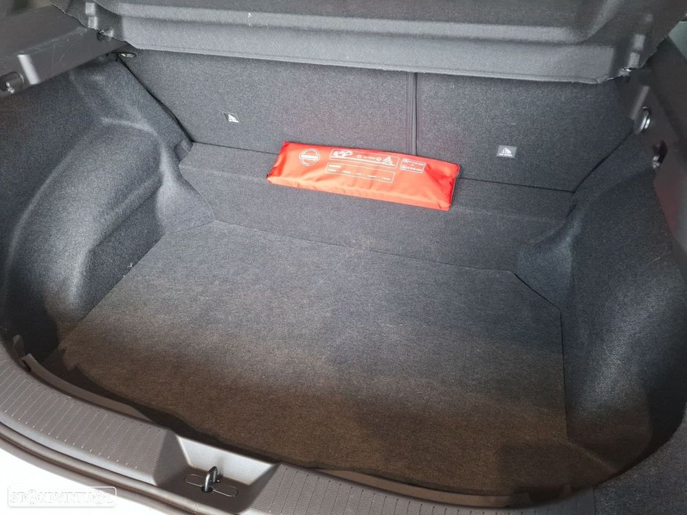 Nissan Qashqai 1.3 DIG-T Engage - 17