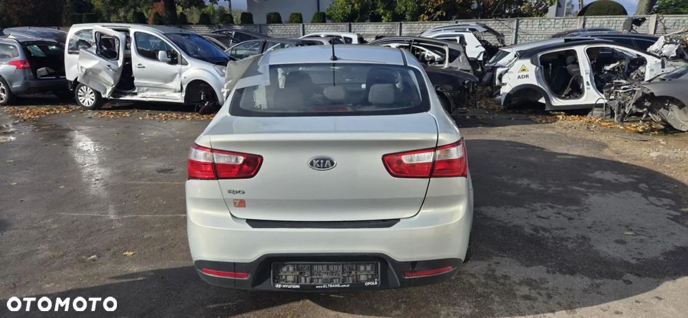 KIA RIO III sedan drzwi lewy przód komplet - 6