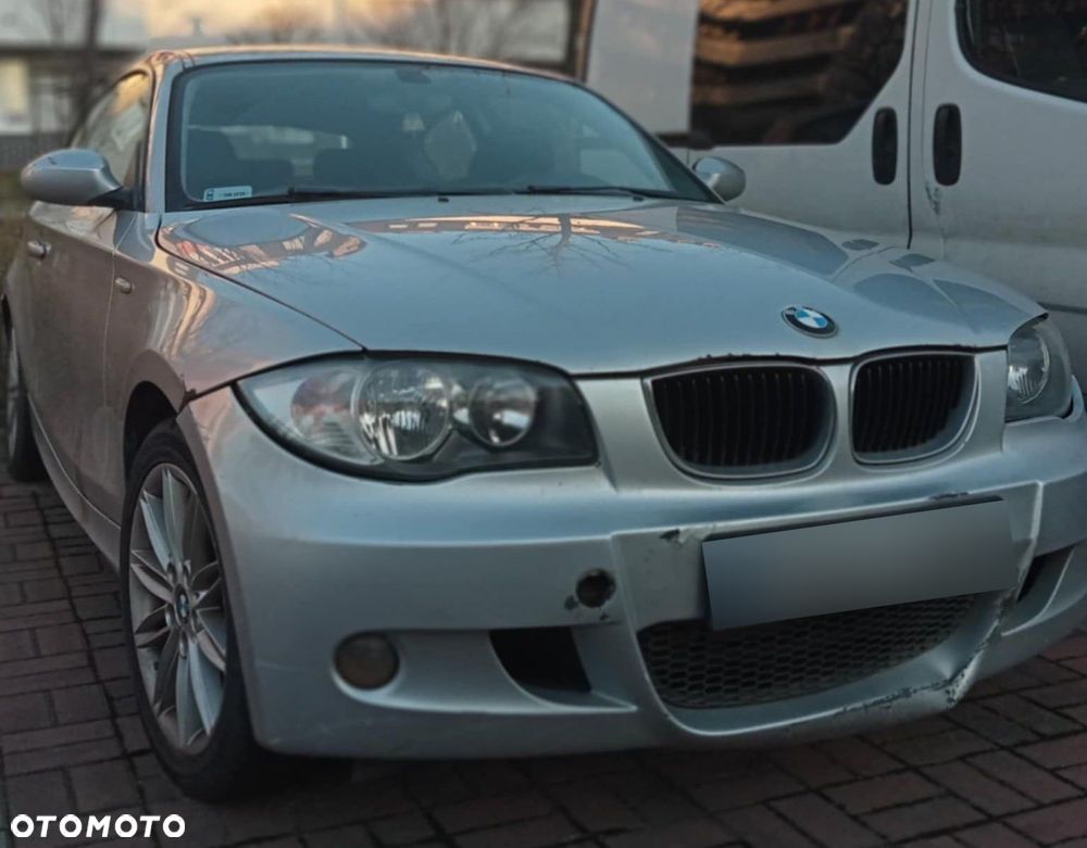 BMW Seria 1 118d DPF - 12
