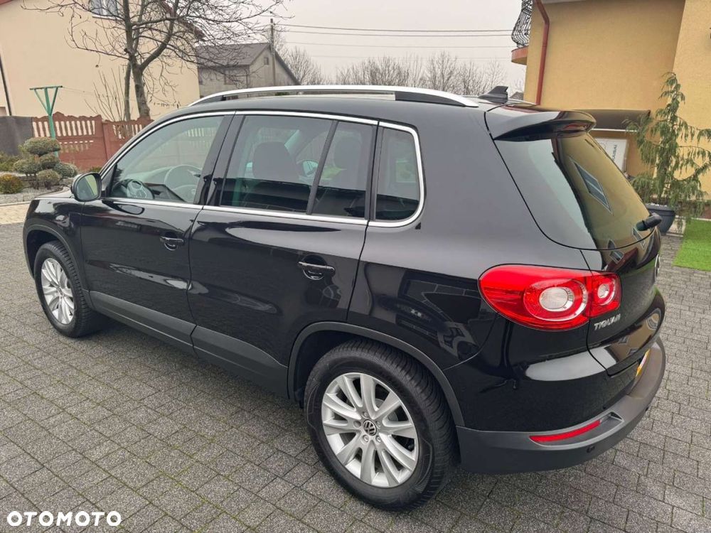 Volkswagen Tiguan - 18