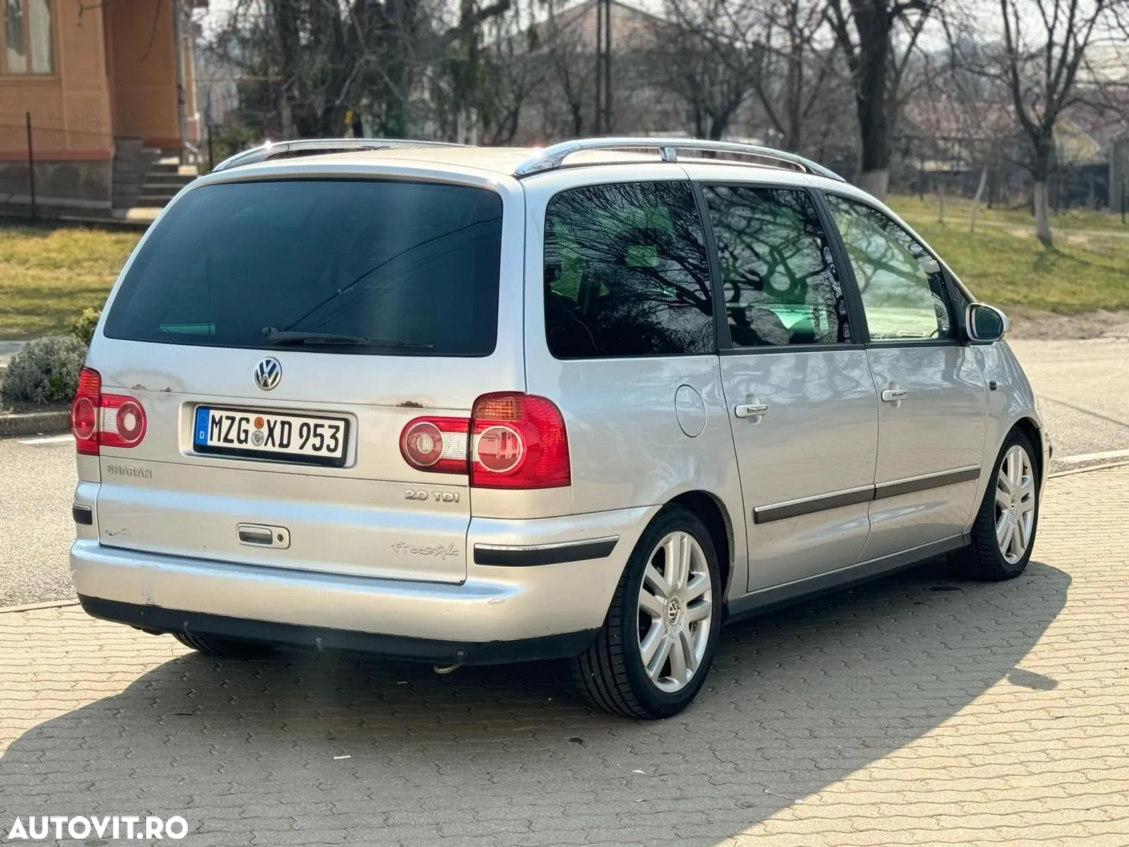 Volkswagen Sharan - 3