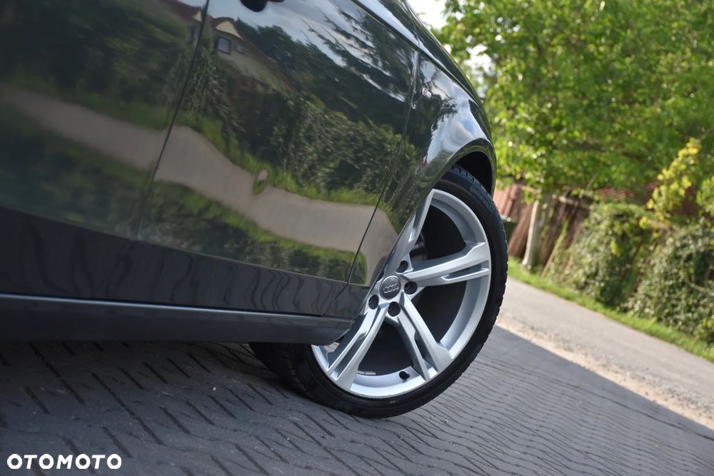 Audi A4 Avant 2.0 TDI DPF multitronic S line Sportpaket - 35