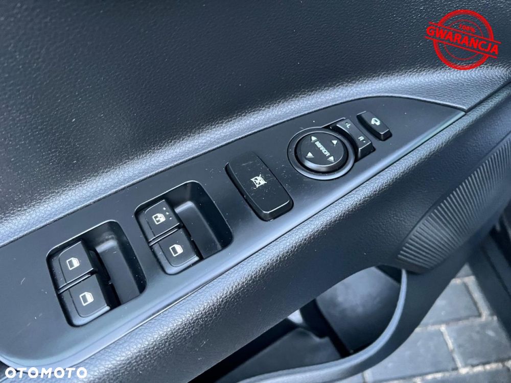 Kia Stonic - 39