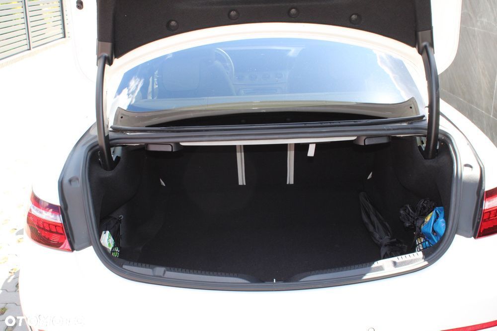 Mercedes-Benz Klasa E - 11