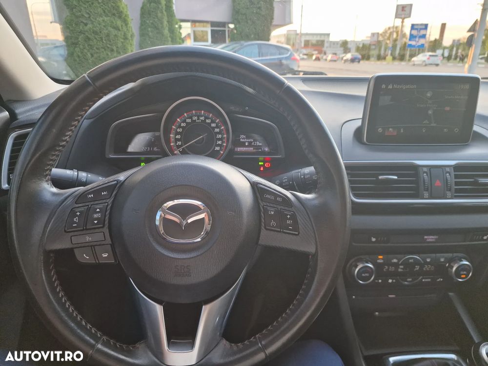 Mazda 3 SKYACTIV-D 150 Black Limited - 18