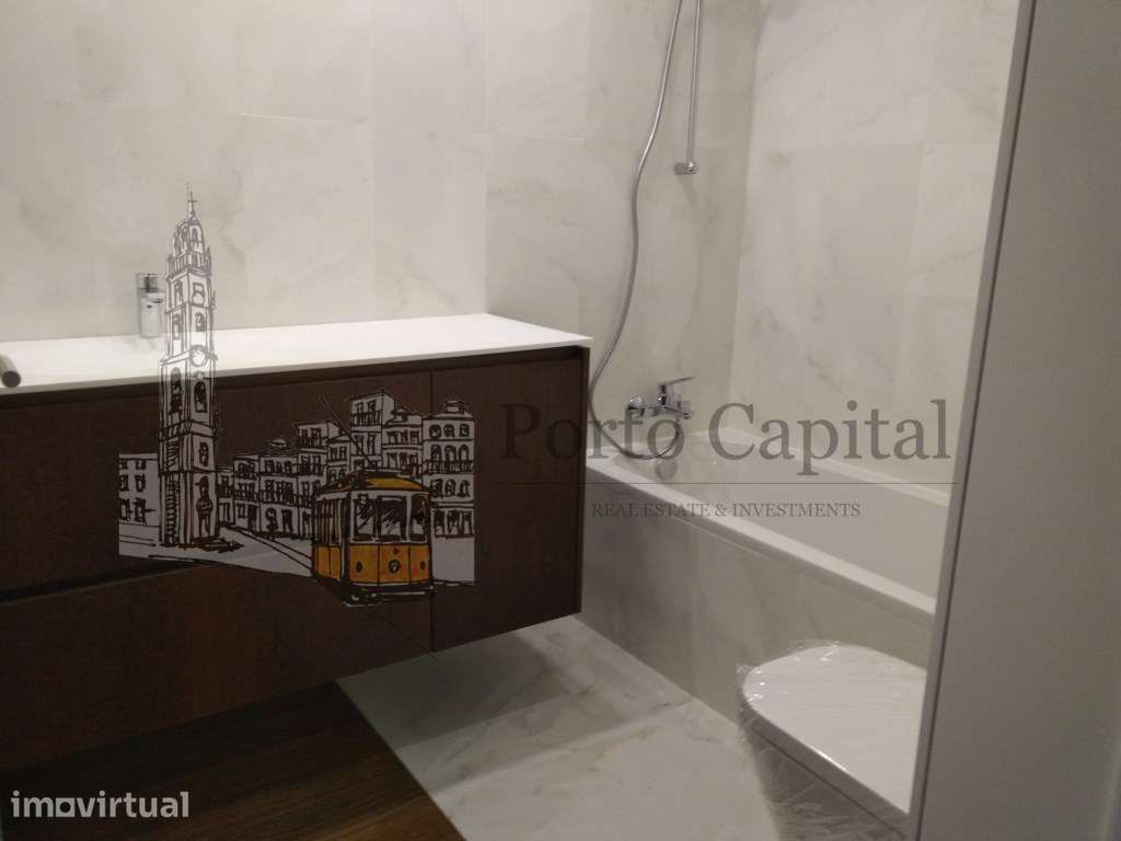 Excelente Apartamento T4 Totalmente Remodelado na Boavista - Porto - Grande imagem: 4/26
