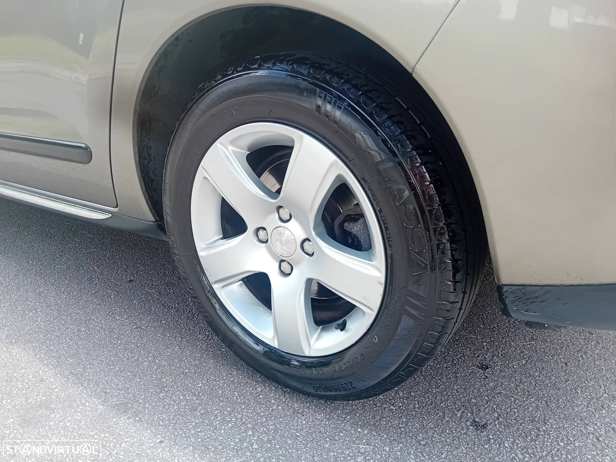 Peugeot 3008 2.0 HDi Hybrid4 102g - 25