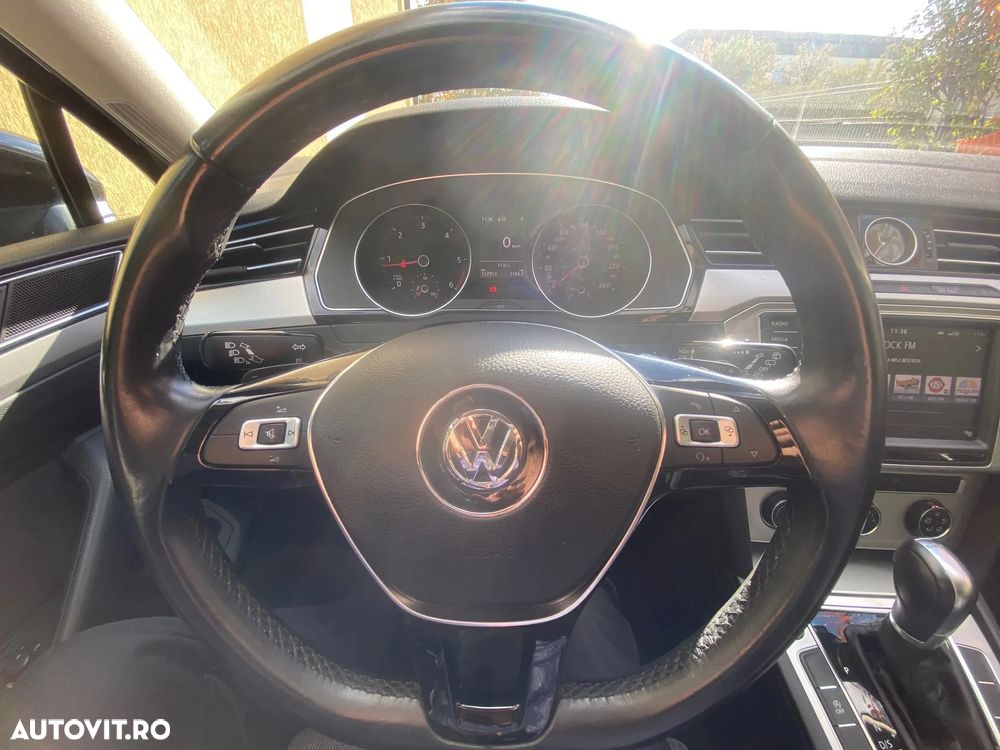 Volkswagen Passat 2.0 TDI DSG (BlueMotion Technology) Comfortline - 13