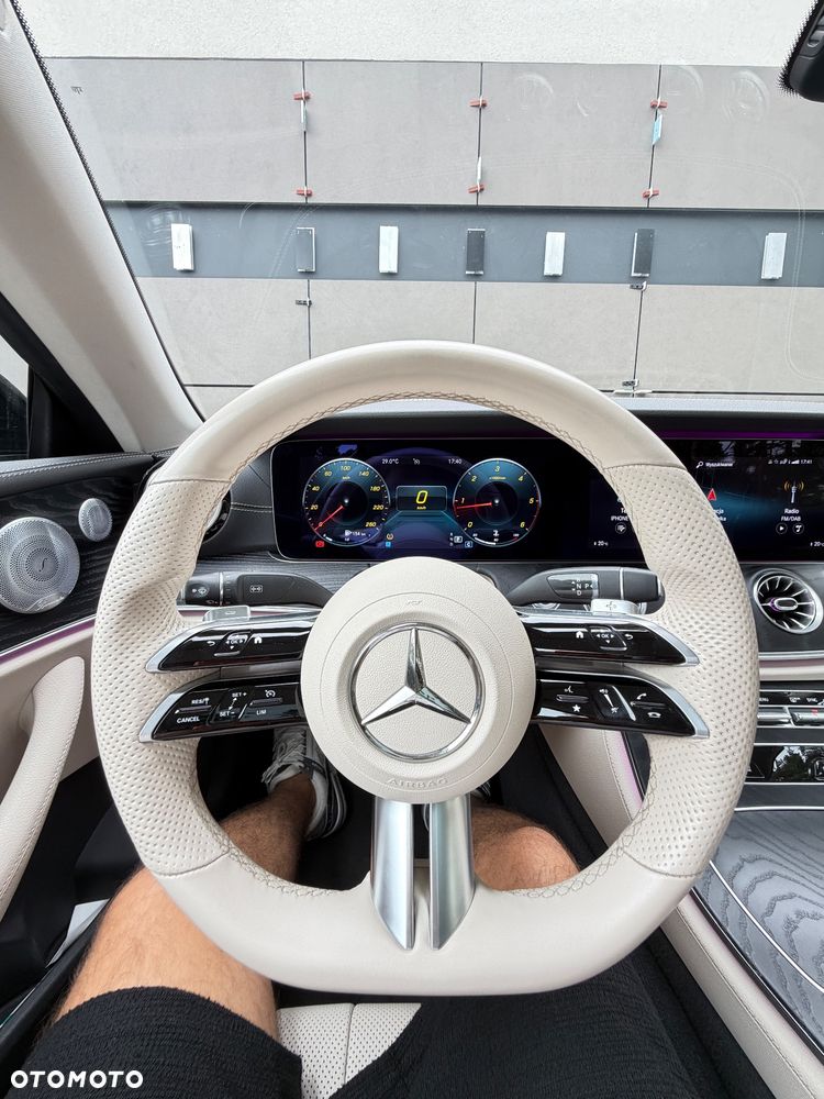 Mercedes-Benz Klasa E - 14