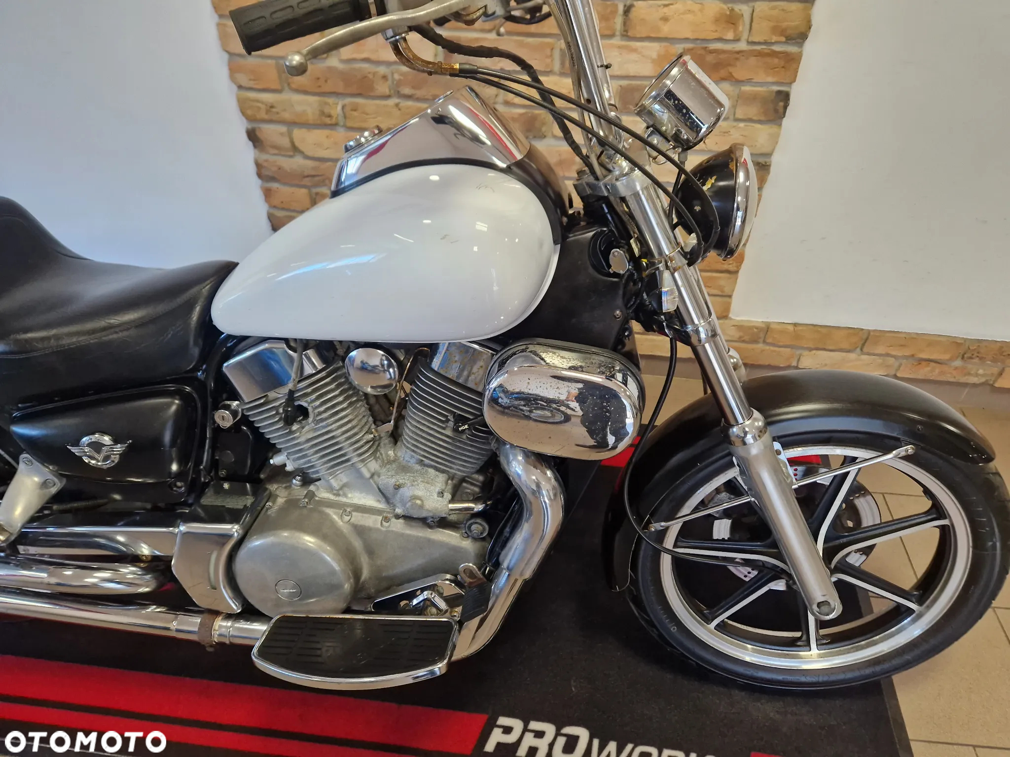 Kawasaki VN - 24