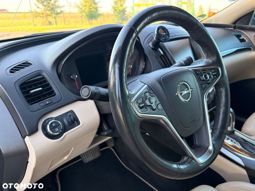 Opel Insignia 2.0 Turbo 4x4 Sport - 10