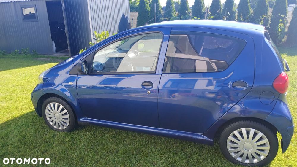 Toyota Aygo 1.0 VVT-i Terra - 3