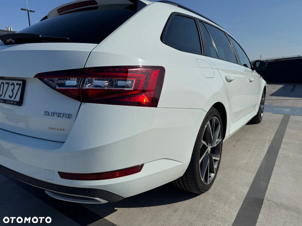 Skoda Superb 2.0 TDI DSG Style - 21