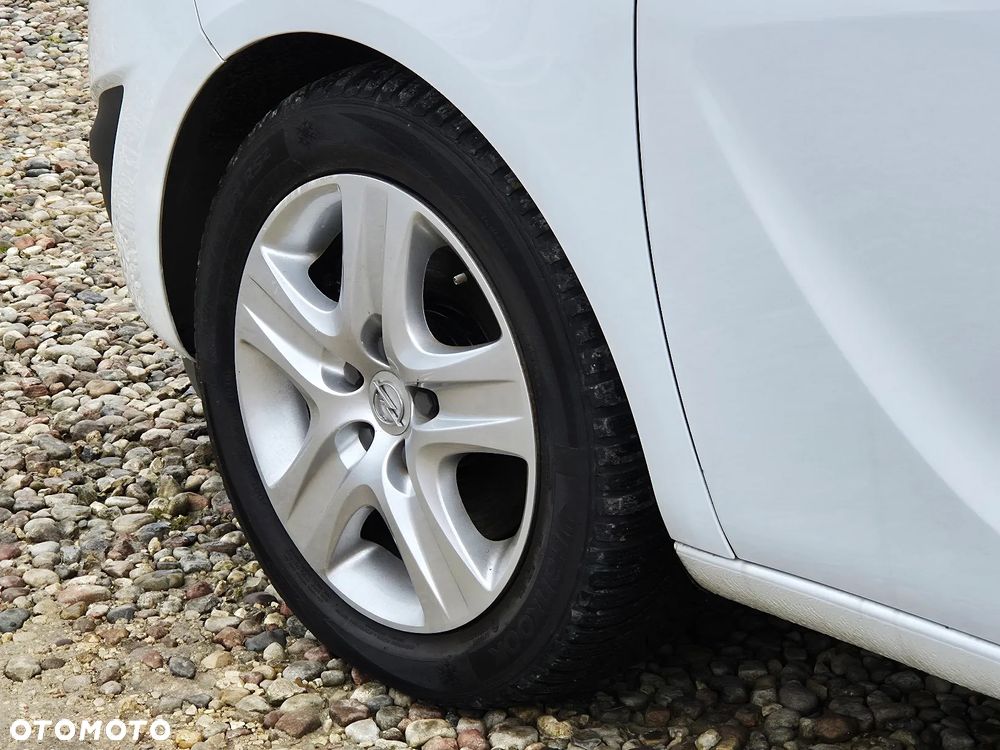 Opel Meriva 1.4 Innovation - 32