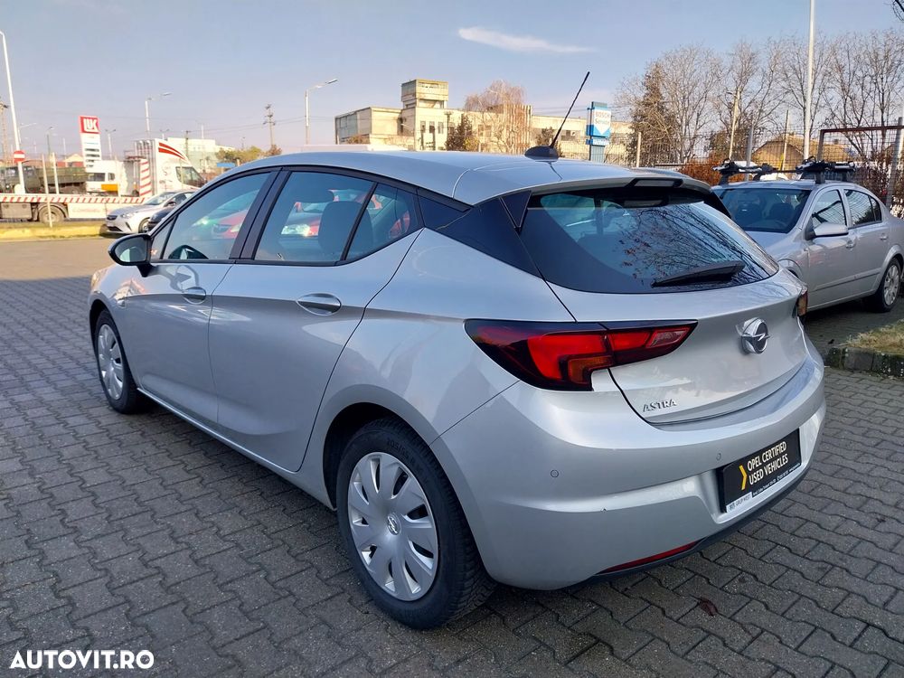 Opel Astra 1.2 Turbo Business Edition - 4