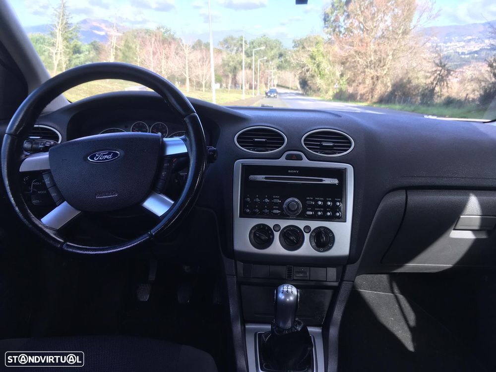 Ford Focus SW 1.6 TDCi Trend - 12