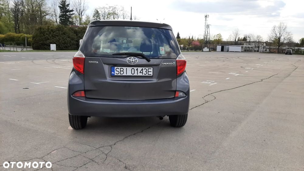 Toyota Verso S 1.4 D-4D Active - 11