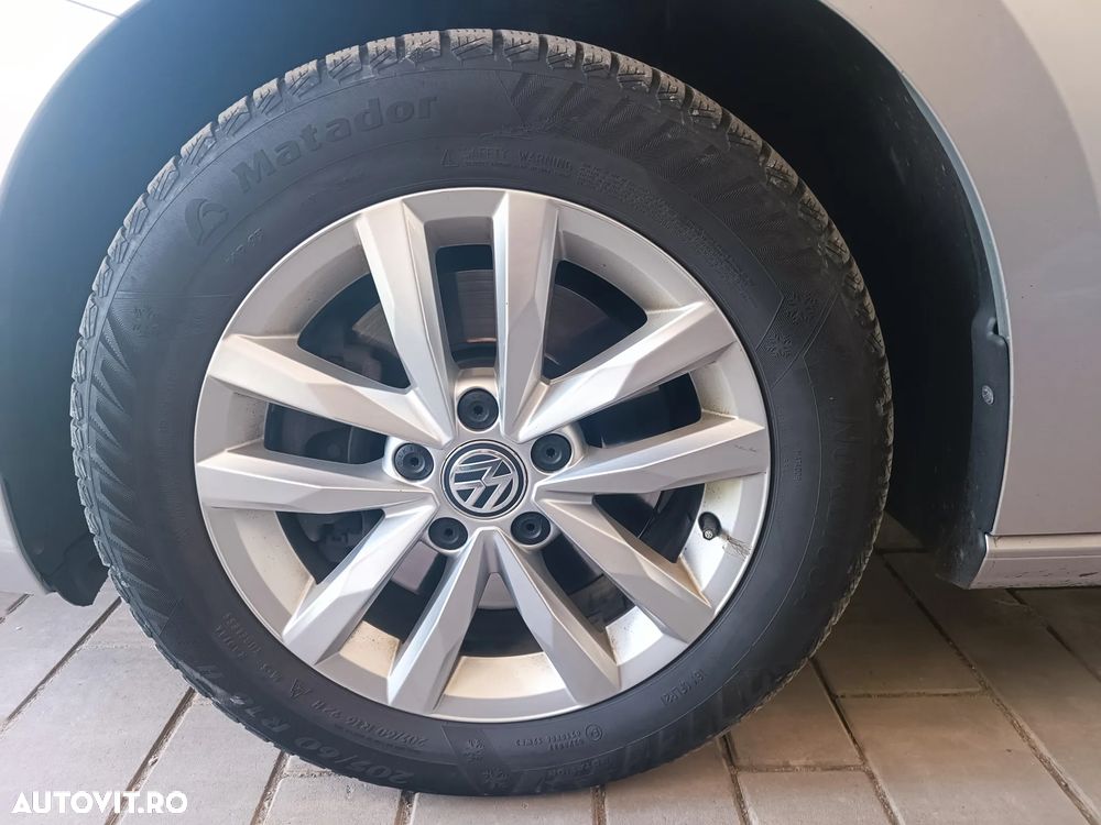 Volkswagen Touran 2.0 TDI SCR DSG Comfortline - 29