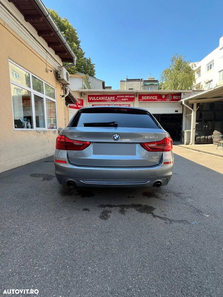 BMW Seria 5 530d xDrive AT - 6