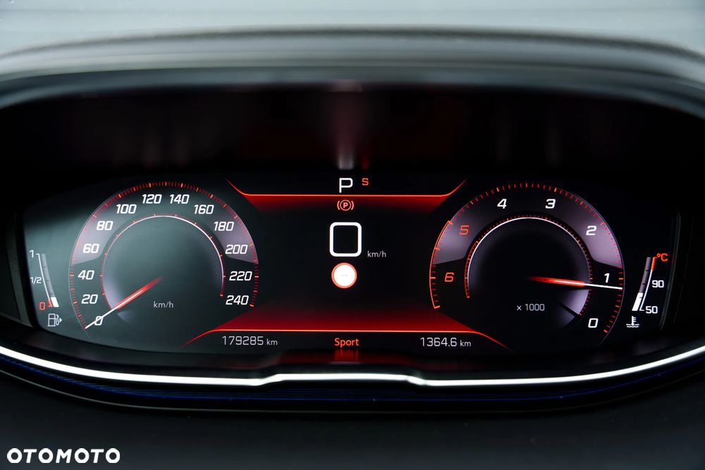 Peugeot 5008 - 23