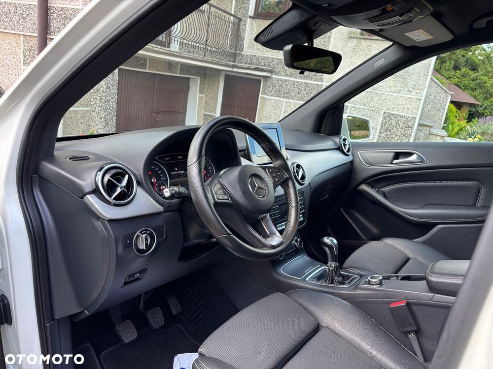 Mercedes-Benz Klasa B 200 BlueEFFICIENCY Edition 1 - 21