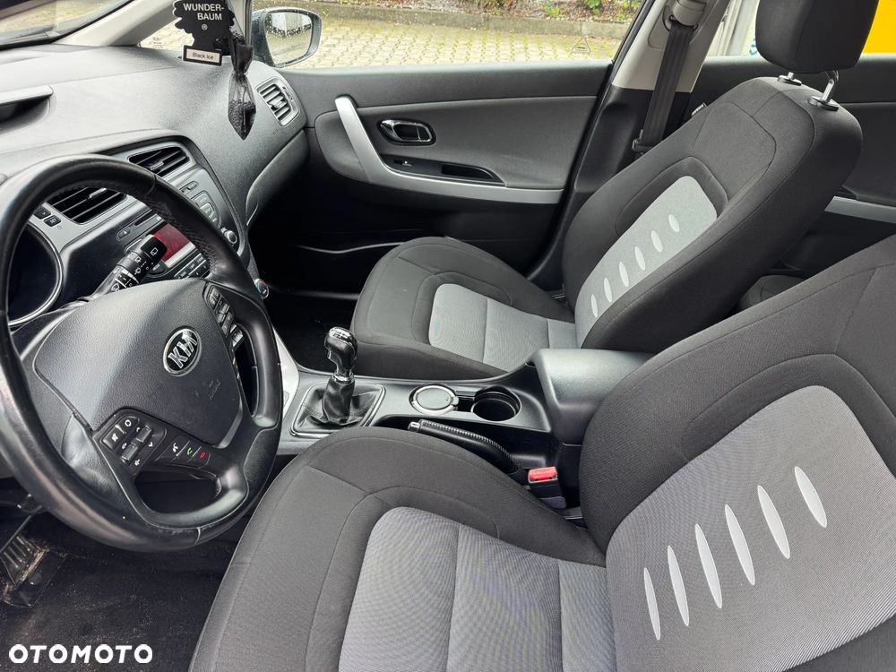 Kia Ceed Cee'd 1.6 GDI M - 13