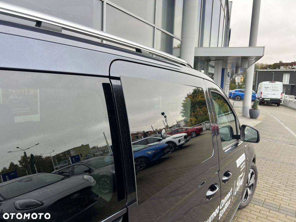 Ford Tourneo Connect - 38