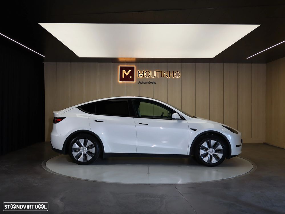 Tesla Model Y Standard - 7
