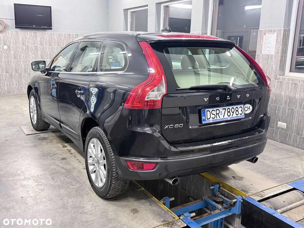Volvo XC 60 D5 AWD - 35