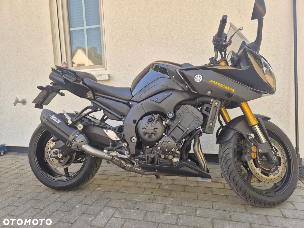 Yamaha FZ8 - 3
