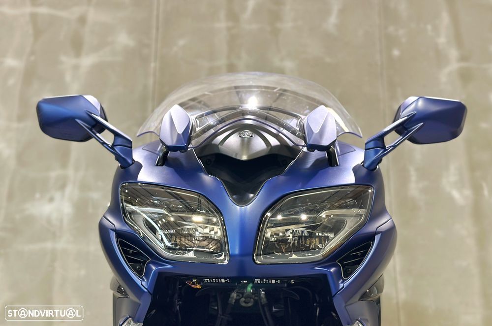 Yamaha FJR 1300 - 7