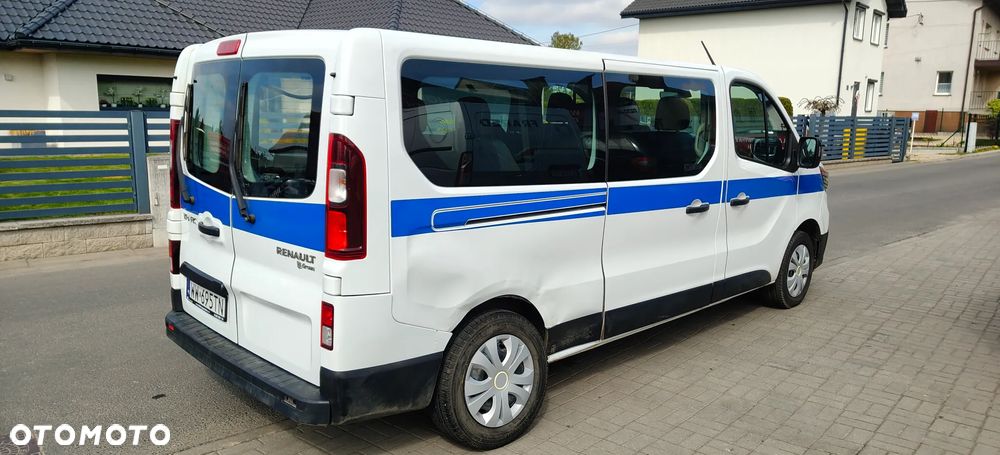 Renault Trafic 2.0 dCi - 15