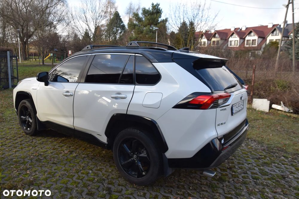 Toyota RAV4 - 6