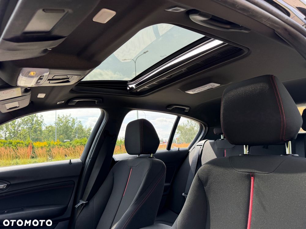 BMW Seria 1 120d Sport Line - 28