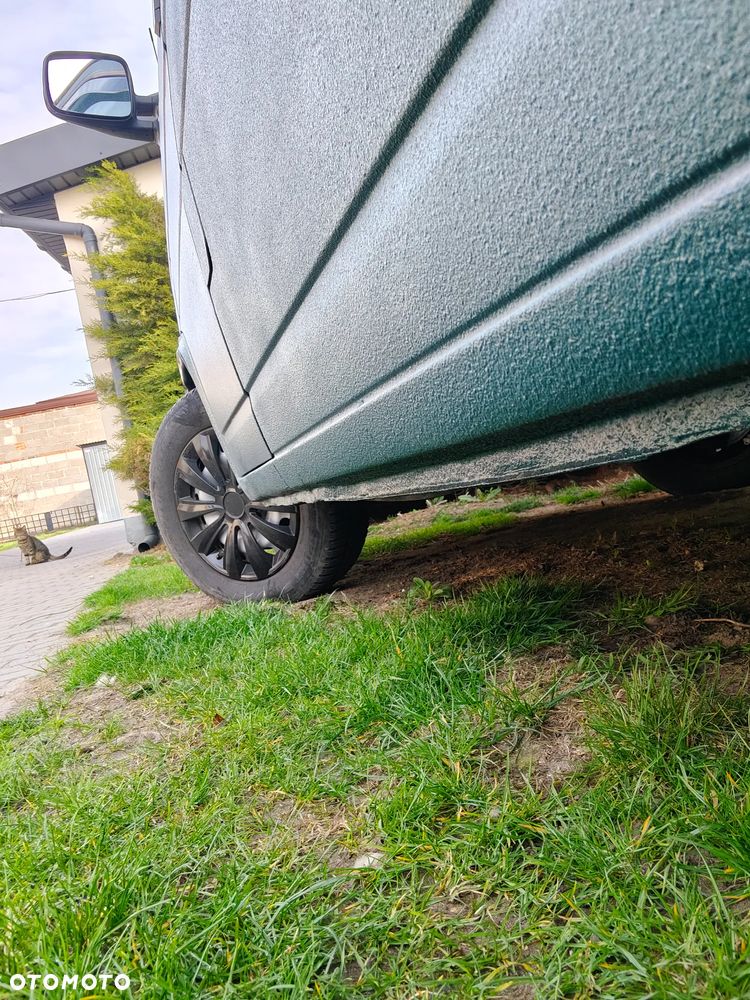 Volkswagen Transporter - 35