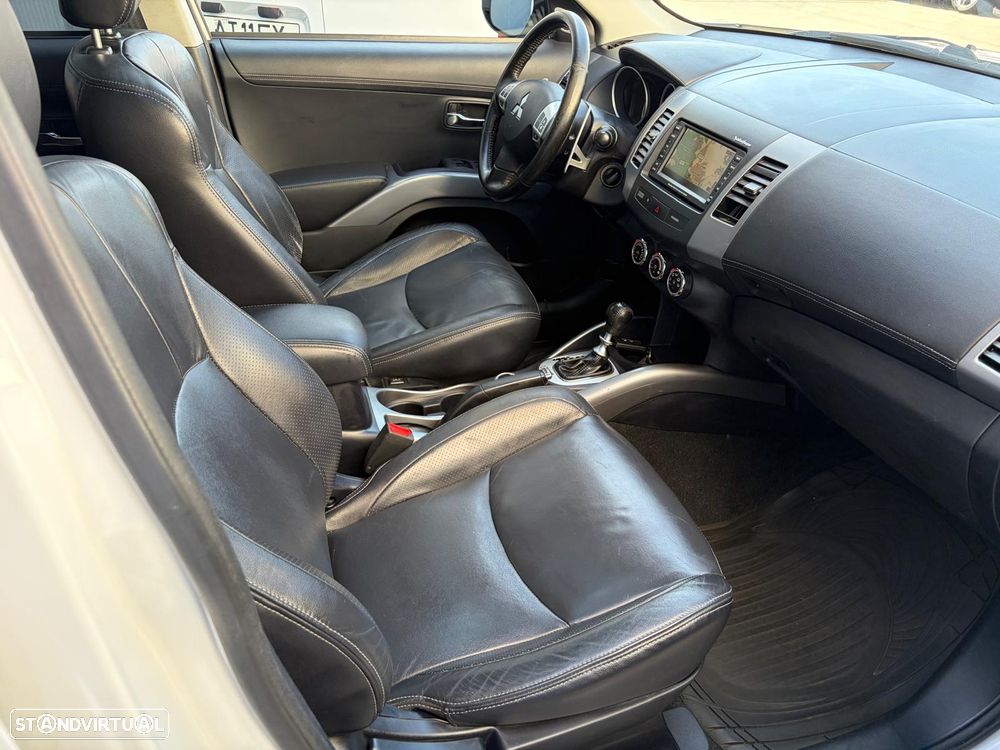 Mitsubishi Outlander 2.2 DI-D Instyle 2 Aut. 4WD - 27