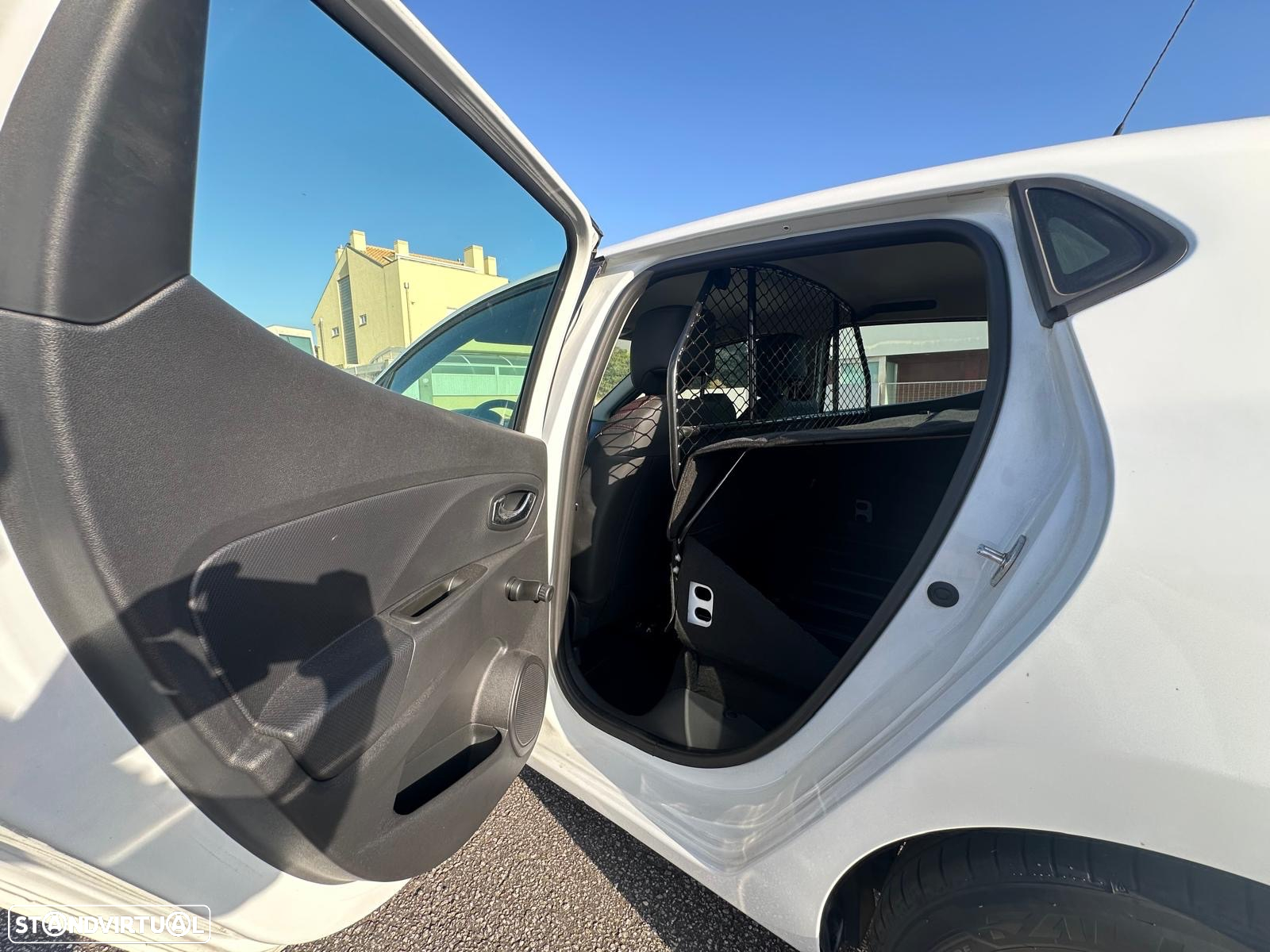 Renault Clio Van 1.5 dCi 75cv - 13